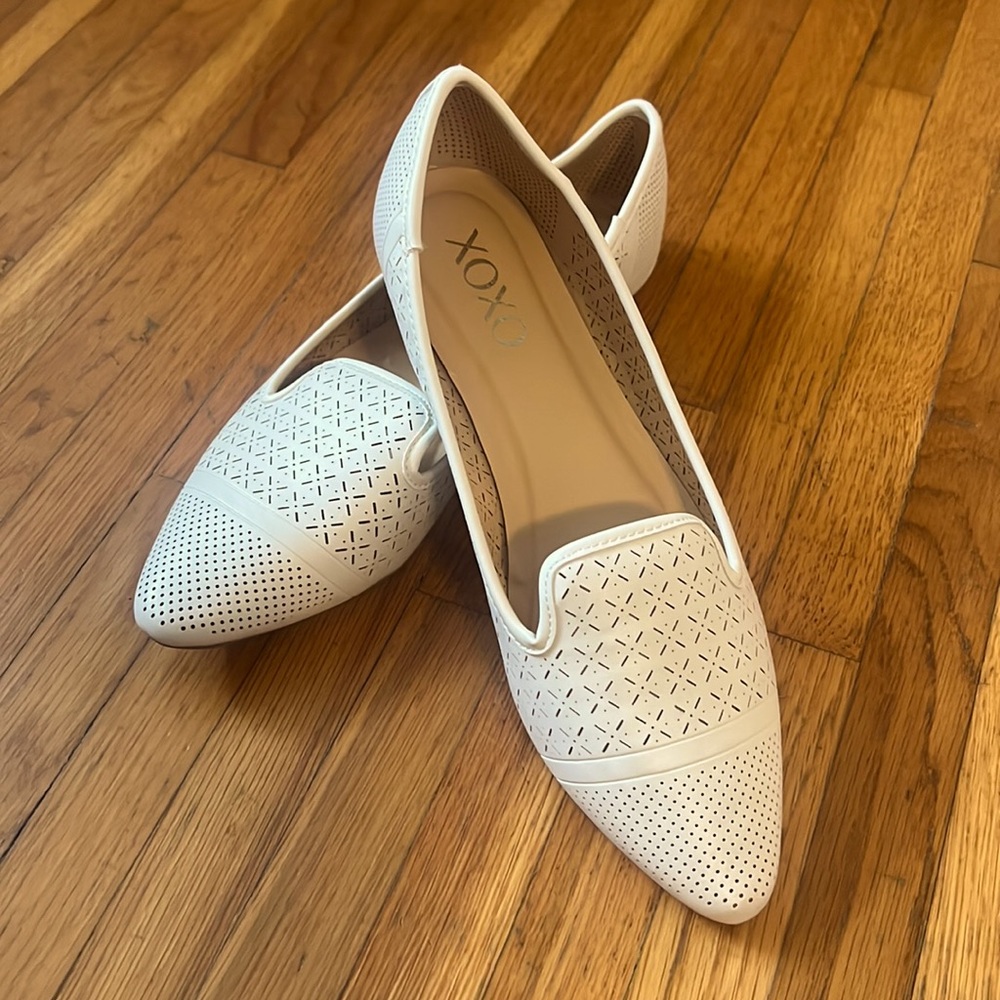 XOXO white flat slip on.